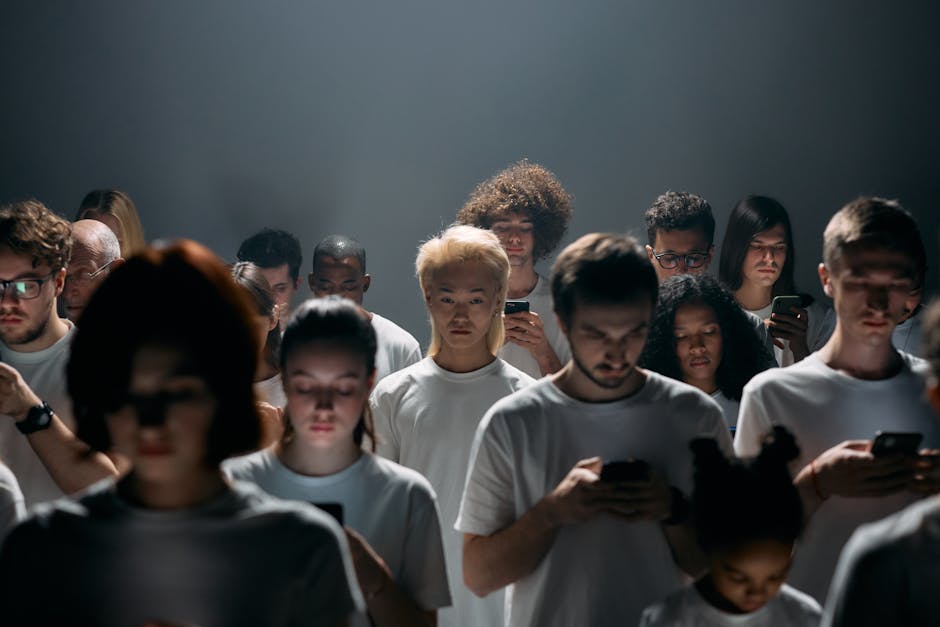 인체의 신경망처럼 복잡하게 연결된 디지털 인프라